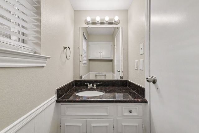 1702 Yorkshire Drive, Richardson, TX 75082