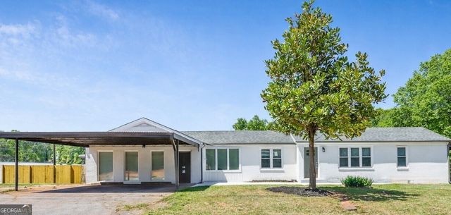 5586 Glore Drive SW, Mableton, GA 30126
