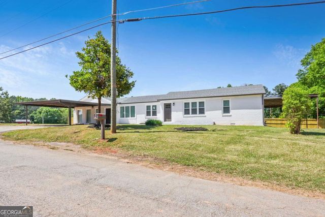 5586 Glore Drive SW, Mableton, GA 30126