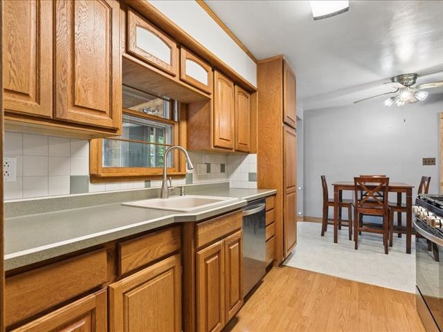 4024 Vine Avenue SE, Cedar Rapids, IA 52403