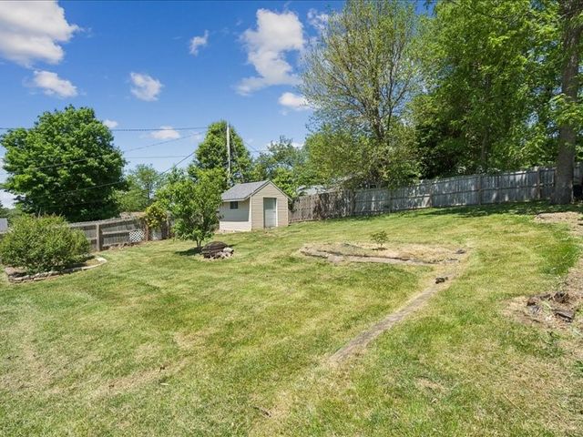 4024 Vine Avenue SE, Cedar Rapids, IA 52403