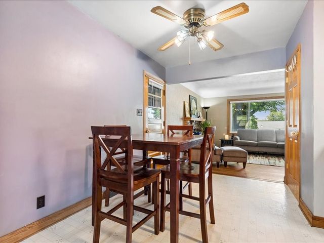 4024 Vine Avenue SE, Cedar Rapids, IA 52403