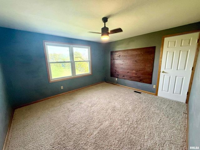 645 SUNCREST Court, Sherrard, IL 61281