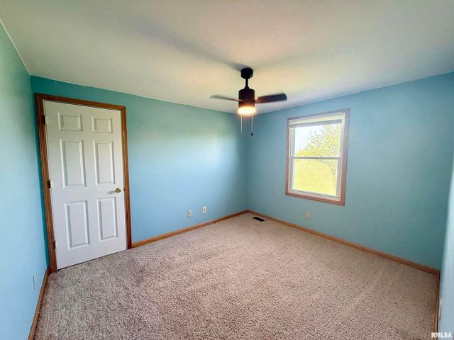 645 SUNCREST Court, Sherrard, IL 61281