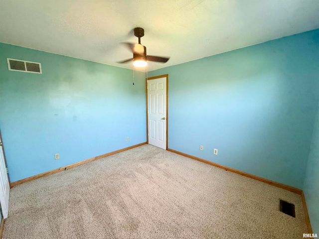 645 SUNCREST Court, Sherrard, IL 61281