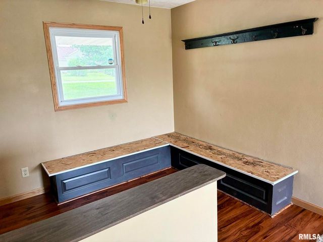 645 SUNCREST Court, Sherrard, IL 61281