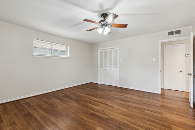 9611 Meadowhill Drive, Dallas, TX 75238