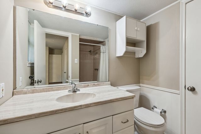 9611 Meadowhill Drive, Dallas, TX 75238