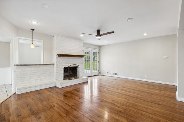 9611 Meadowhill Drive, Dallas, TX 75238