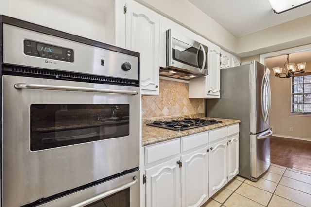 9611 Meadowhill Drive, Dallas, TX 75238