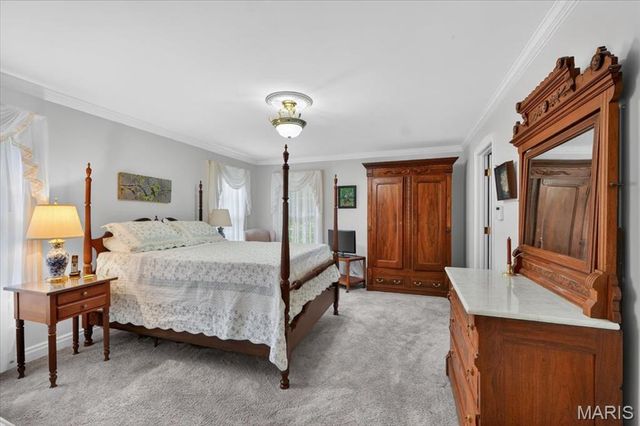 816 Bridlebrook Lane, Kirkwood, MO 63122