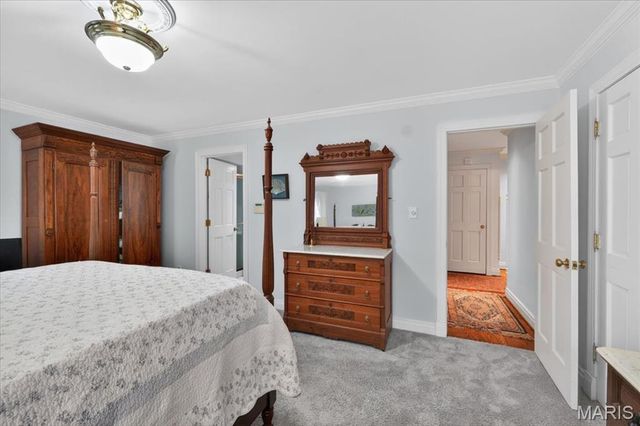 816 Bridlebrook Lane, Kirkwood, MO 63122