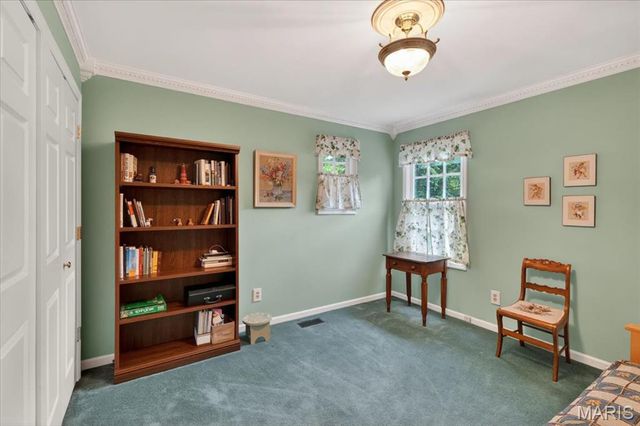 816 Bridlebrook Lane, Kirkwood, MO 63122