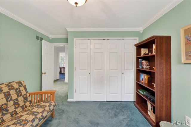 816 Bridlebrook Lane, Kirkwood, MO 63122