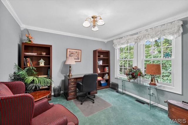 816 Bridlebrook Lane, Kirkwood, MO 63122