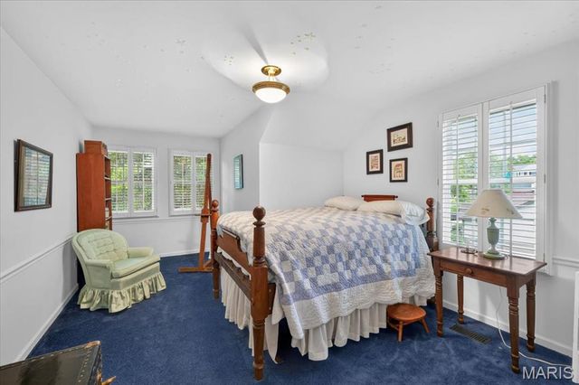 816 Bridlebrook Lane, Kirkwood, MO 63122