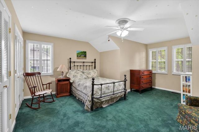 816 Bridlebrook Lane, Kirkwood, MO 63122