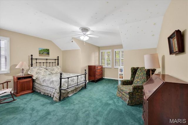 816 Bridlebrook Lane, Kirkwood, MO 63122