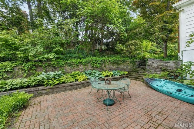 816 Bridlebrook Lane, Kirkwood, MO 63122