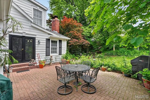 816 Bridlebrook Lane, Kirkwood, MO 63122