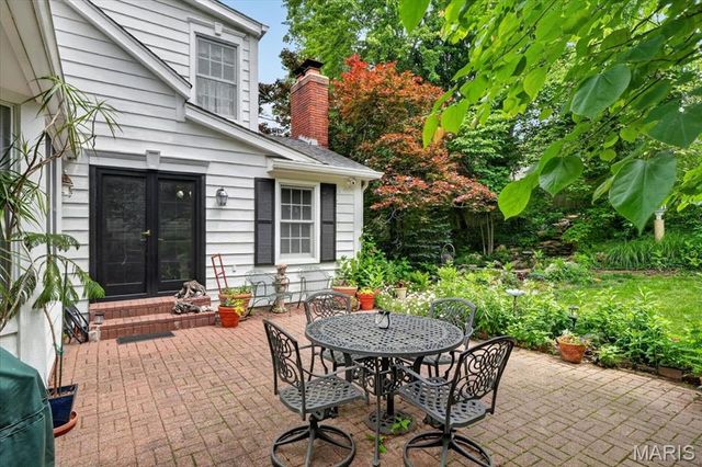 816 Bridlebrook Lane, Kirkwood, MO 63122