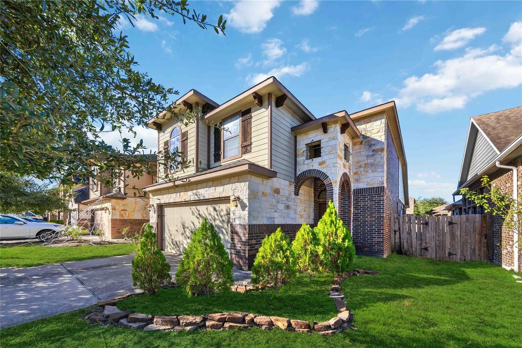 25131 Alina Lane, Spring, TX 77386