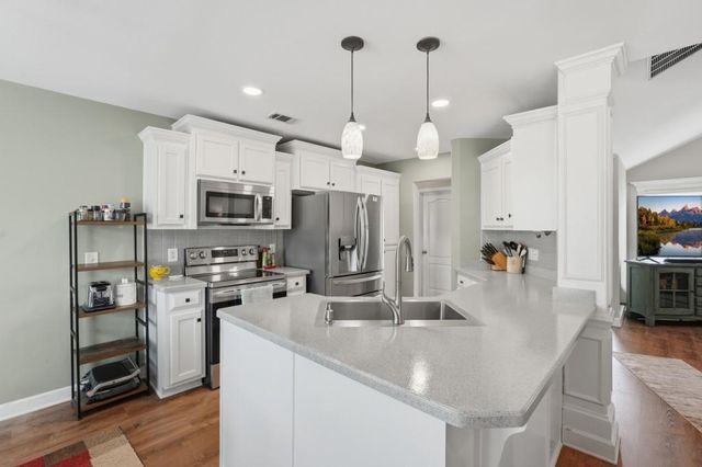 346 River Mist Circle, Jefferson, GA 30549