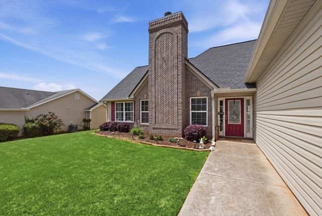 346 River Mist Circle, Jefferson, GA 30549