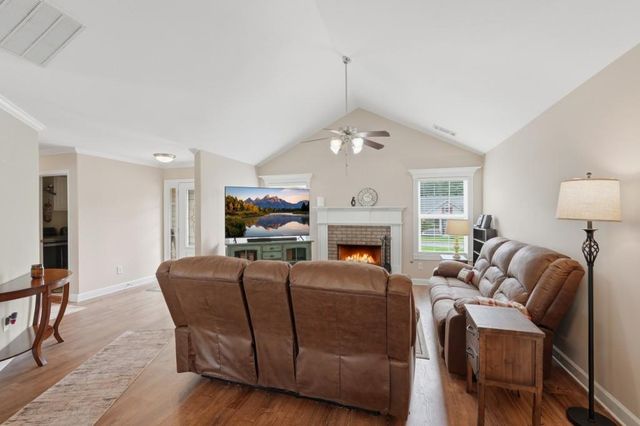 346 River Mist Circle, Jefferson, GA 30549