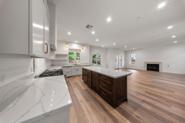 2800 Penhurst Pk, Modesto, CA 95355