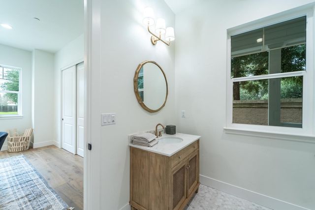 2800 Penhurst Pk, Modesto, CA 95355