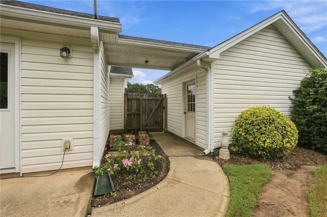 3715 Wynter Frost Walk, Bethlehem, GA 30620