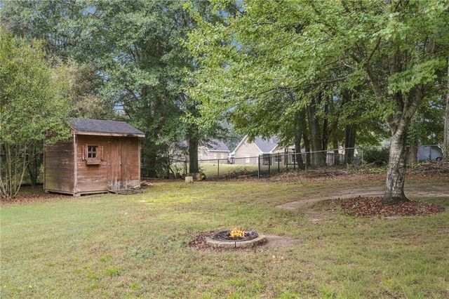3715 Wynter Frost Walk, Bethlehem, GA 30620