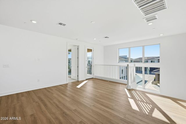 2121 W Sonoran Desert Drive 76, Phoenix, AZ 85085