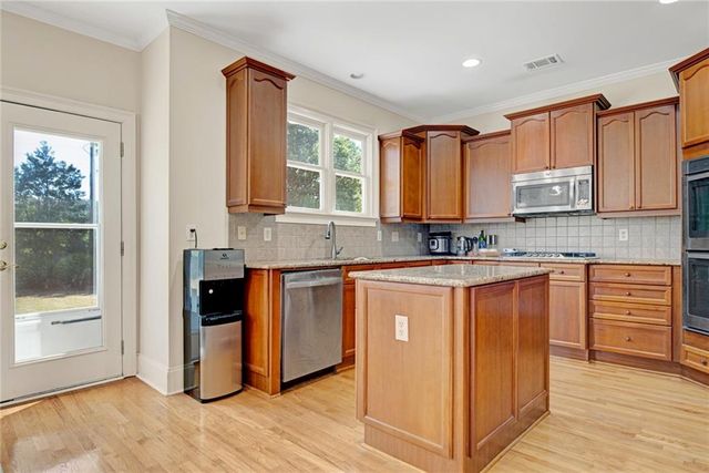 5177 Cabot Creek Drive, Buford, GA 30518