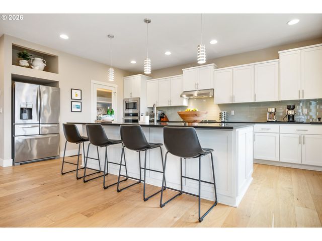 9635 Sw 48TH Ave, Portland, OR 97219