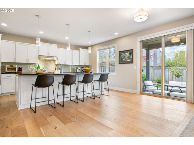 9635 Sw 48TH Ave, Portland, OR 97219