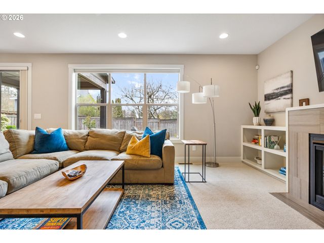 9635 Sw 48TH Ave, Portland, OR 97219