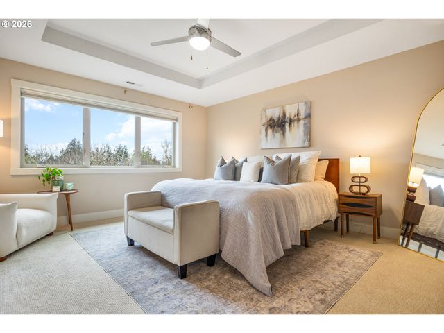 9635 Sw 48TH Ave, Portland, OR 97219