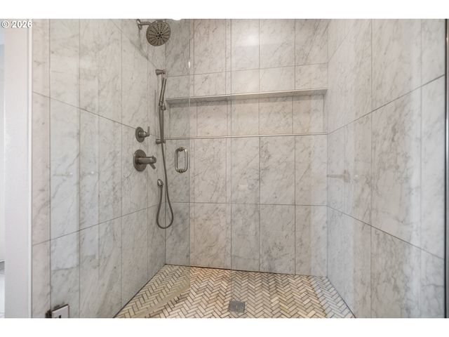 9635 Sw 48TH Ave, Portland, OR 97219