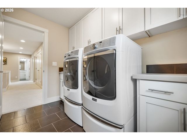 9635 Sw 48TH Ave, Portland, OR 97219