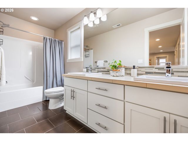 9635 Sw 48TH Ave, Portland, OR 97219