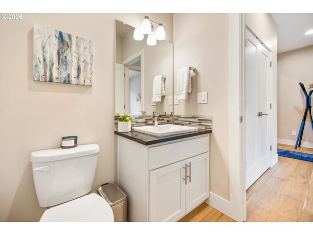 9635 Sw 48TH Ave, Portland, OR 97219