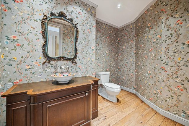 1100 Uptown Park Boulevard 234, Houston, TX 77056