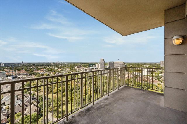 1100 Uptown Park Boulevard 234, Houston, TX 77056