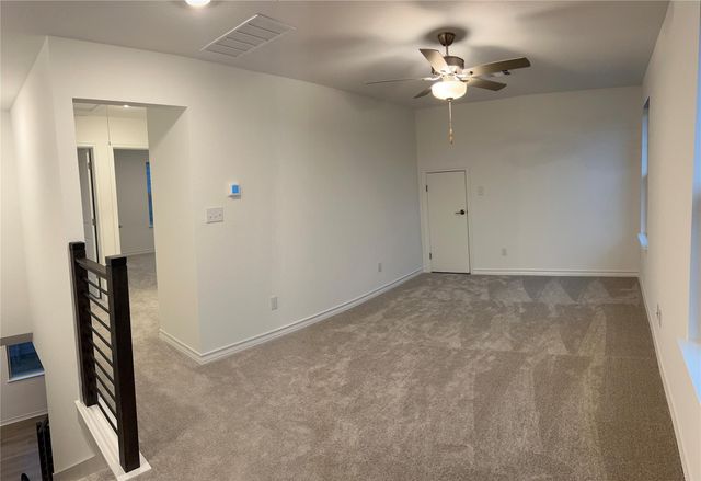 497 Papaya DR, Buda, TX 78610