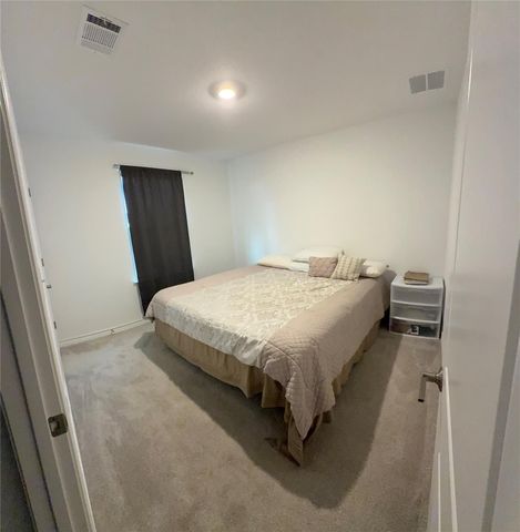 497 Papaya DR, Buda, TX 78610