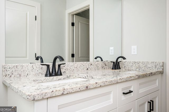 371 C W Sims Road, Hiram, GA 30141