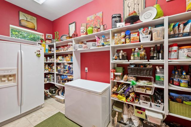 28403 Mendecino Glen Lane, Huffman, TX 77336
