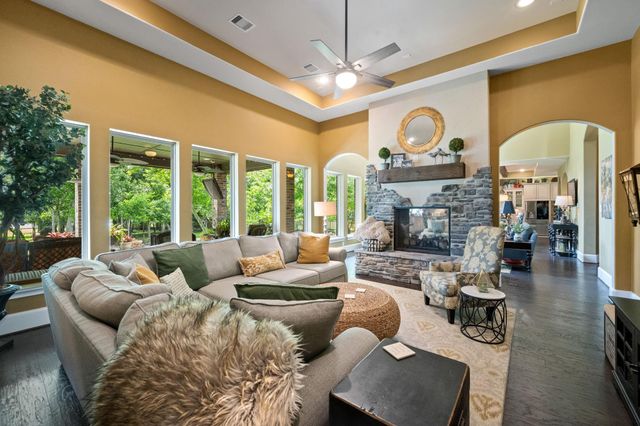 28403 Mendecino Glen Lane, Huffman, TX 77336